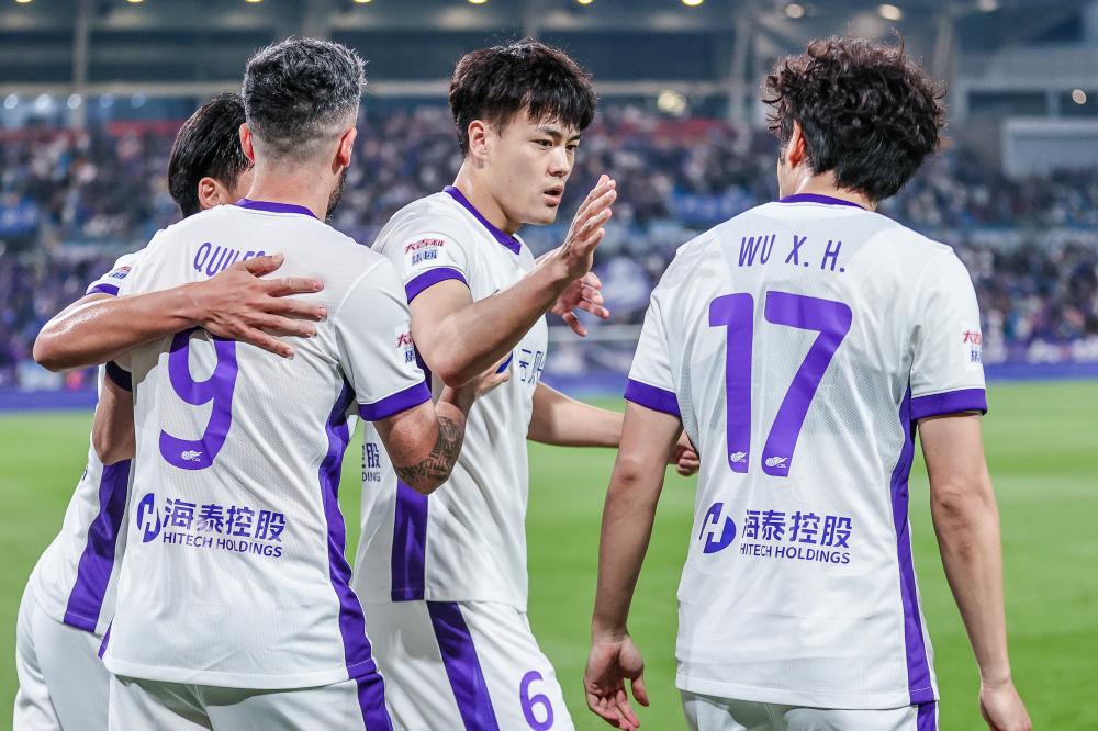 羽毛球王懿律职业生涯精彩瞬间与赛场风采全纪录